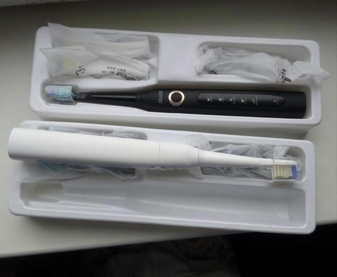 Недорогая электрическая зубная щетка Seаgo Sonic