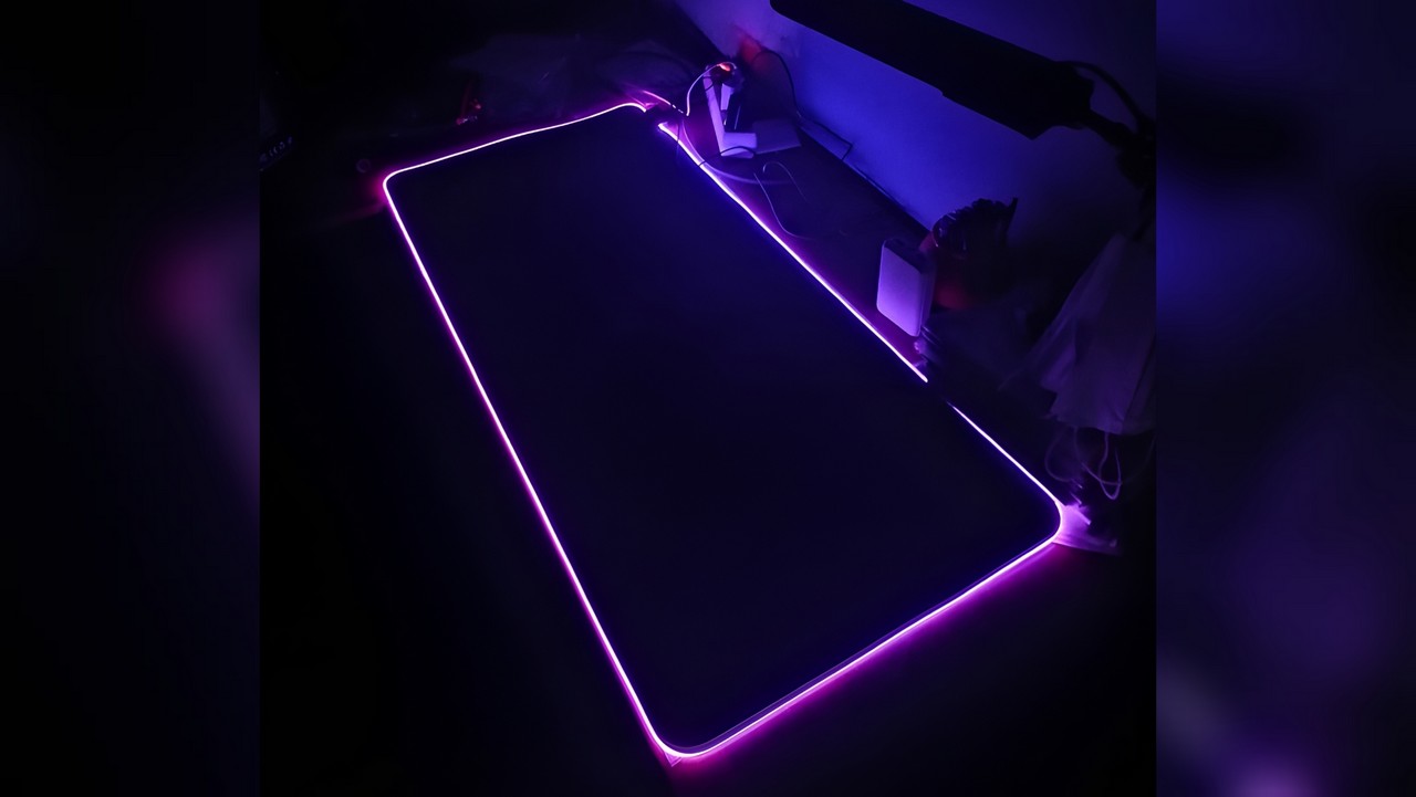 Большой RGB-коврик для мыши