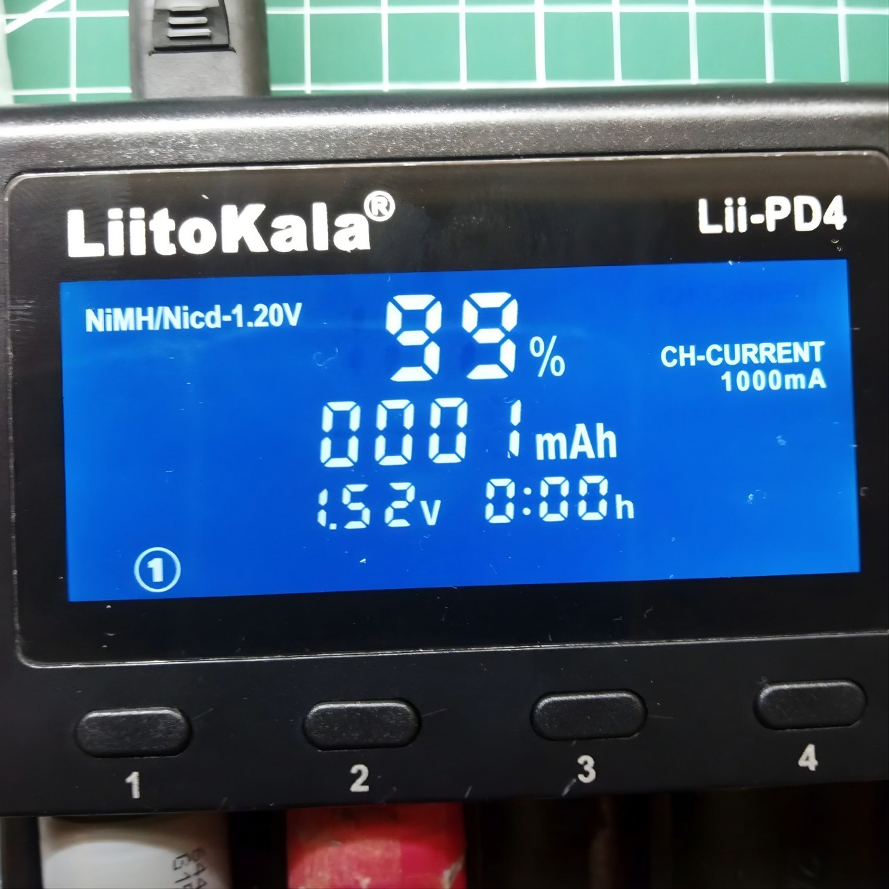 Зарядное устройство Liitokala для аккумуляторов