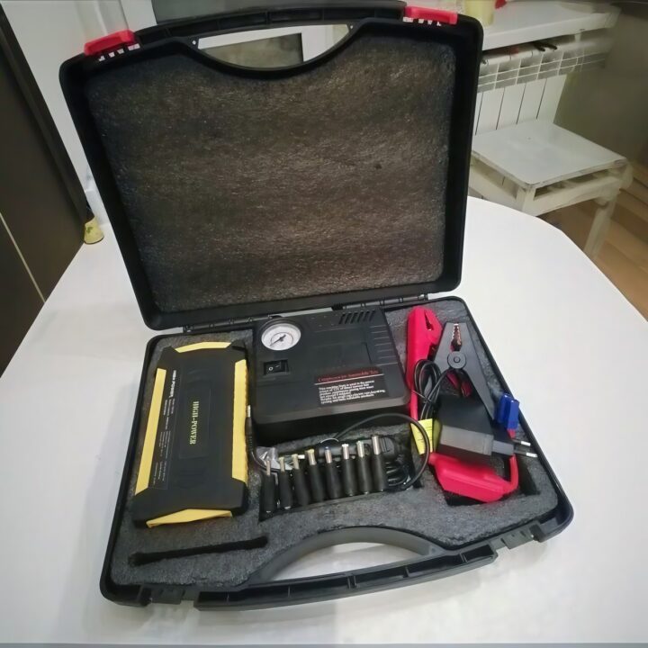 Пуско-зарядное устройство Jump Starter (комплект ПЗУ + компрессор)