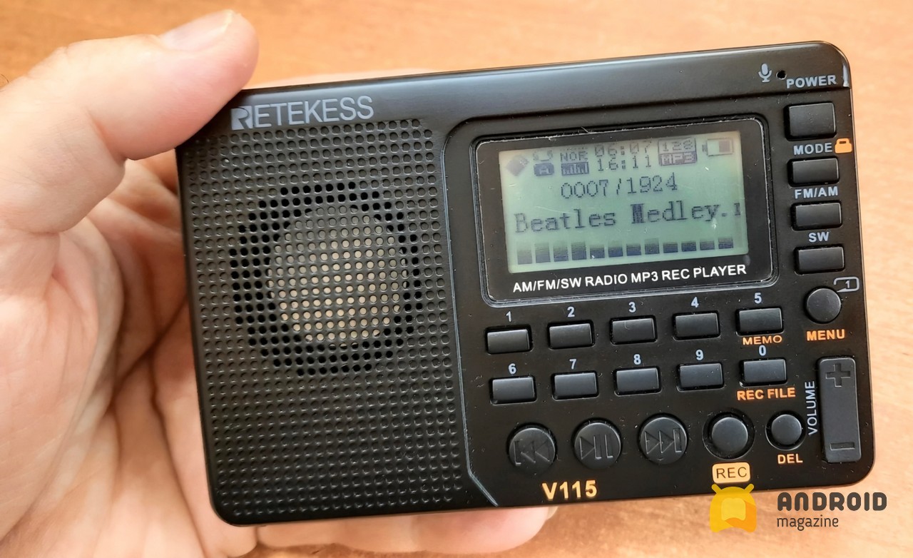 Компактный радиоприёмник RETEKESS V115