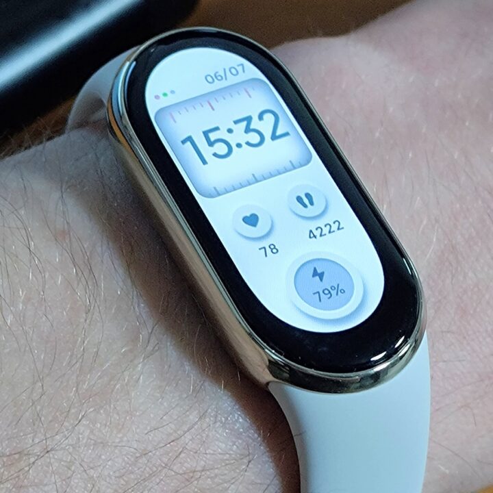 Смарт-часы Xiaomi Mi Band 8