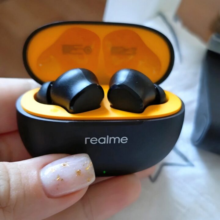 Беспроводные наушники realme Buds T100