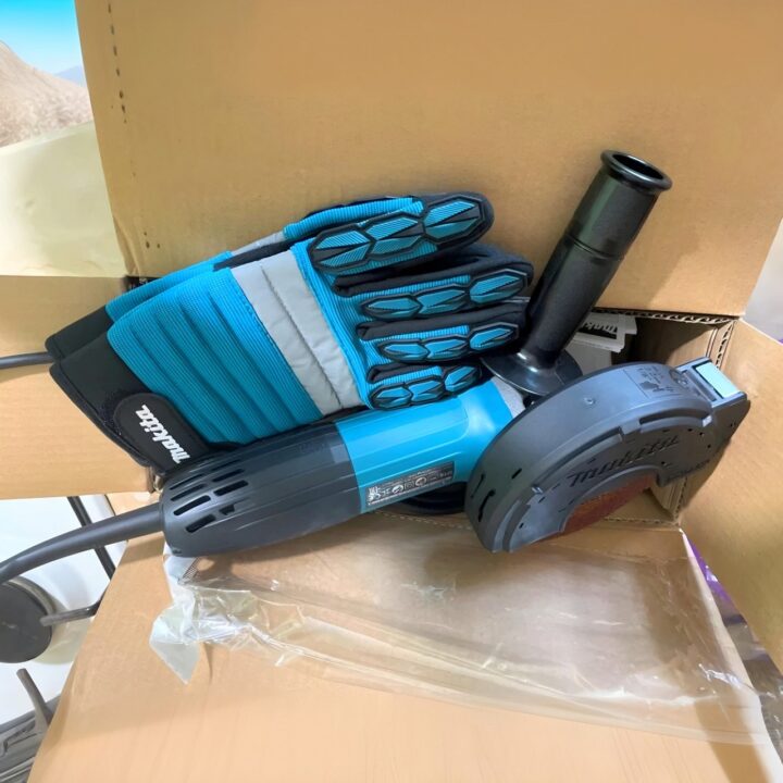 Углошлифовальная машина Makita GA5030R