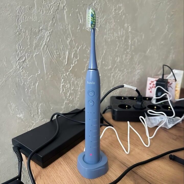 Чистота без хлопот электрическая зубная щётка Tuvio TBS1803 удивляет возможностями