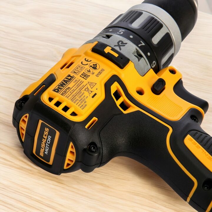 DeWalt DCD796D2-QW