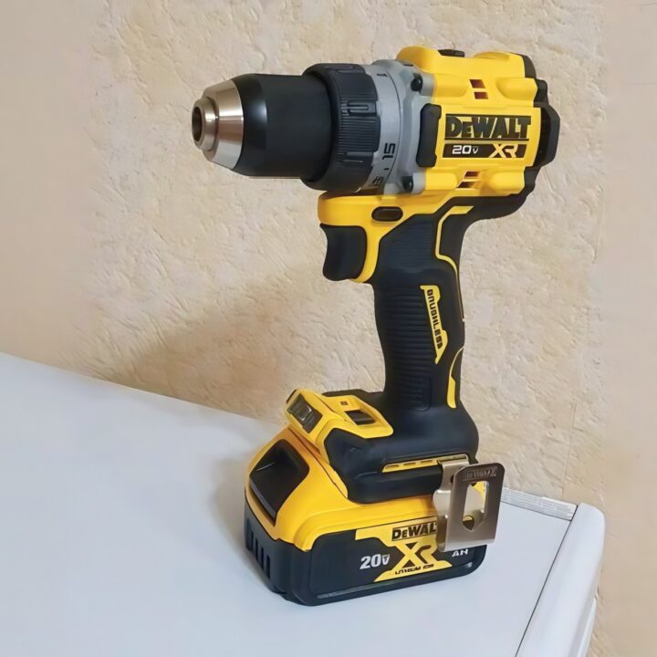 Надежный шуруповерт DeWalt